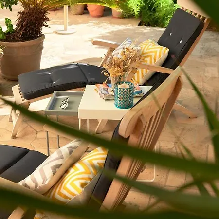 Oasis *